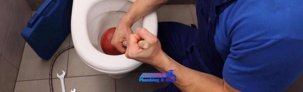 Can a Gurgling Toilet Fix Itself, or Are You Ignoring a Bigger Plumbing Disaster?