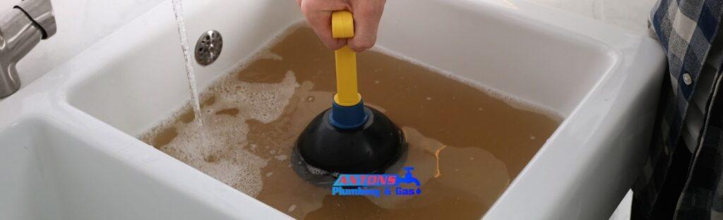 What to Use to Unclog Shower Drain: Proven Solutions for Homeowners