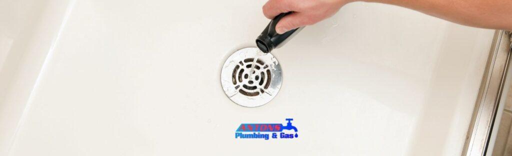 How to Naturally Unclog a Shower Drain with Simple Techniques