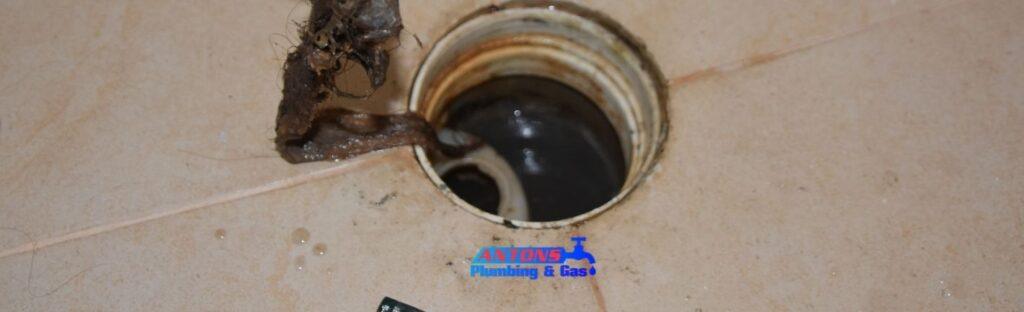 5 Reasons for Sewage Smell from Shower Drain and Solutions