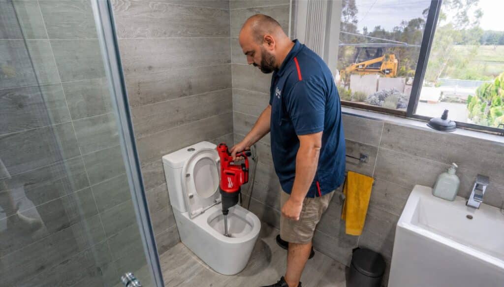 When to Call a Professional Plumber