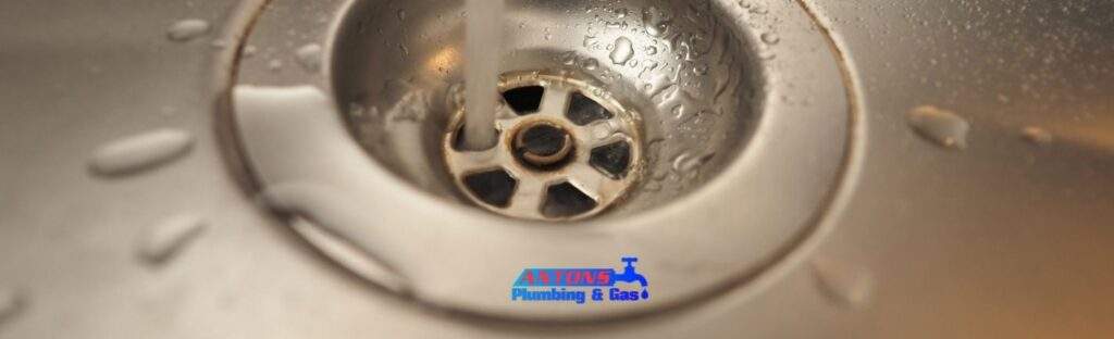 How to Get Oil Out of Sink Drain Without Damaging Pipes